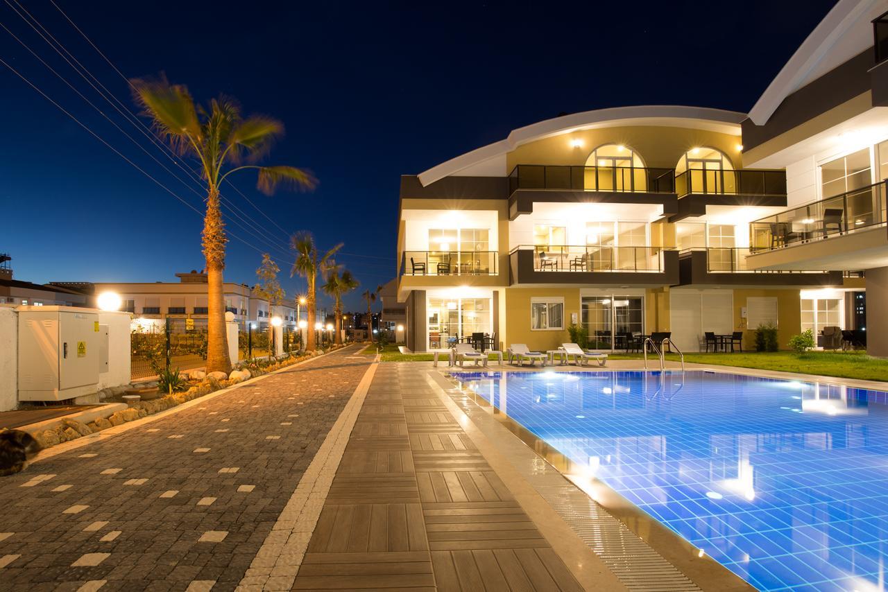 Апарт-отель Lara Homes